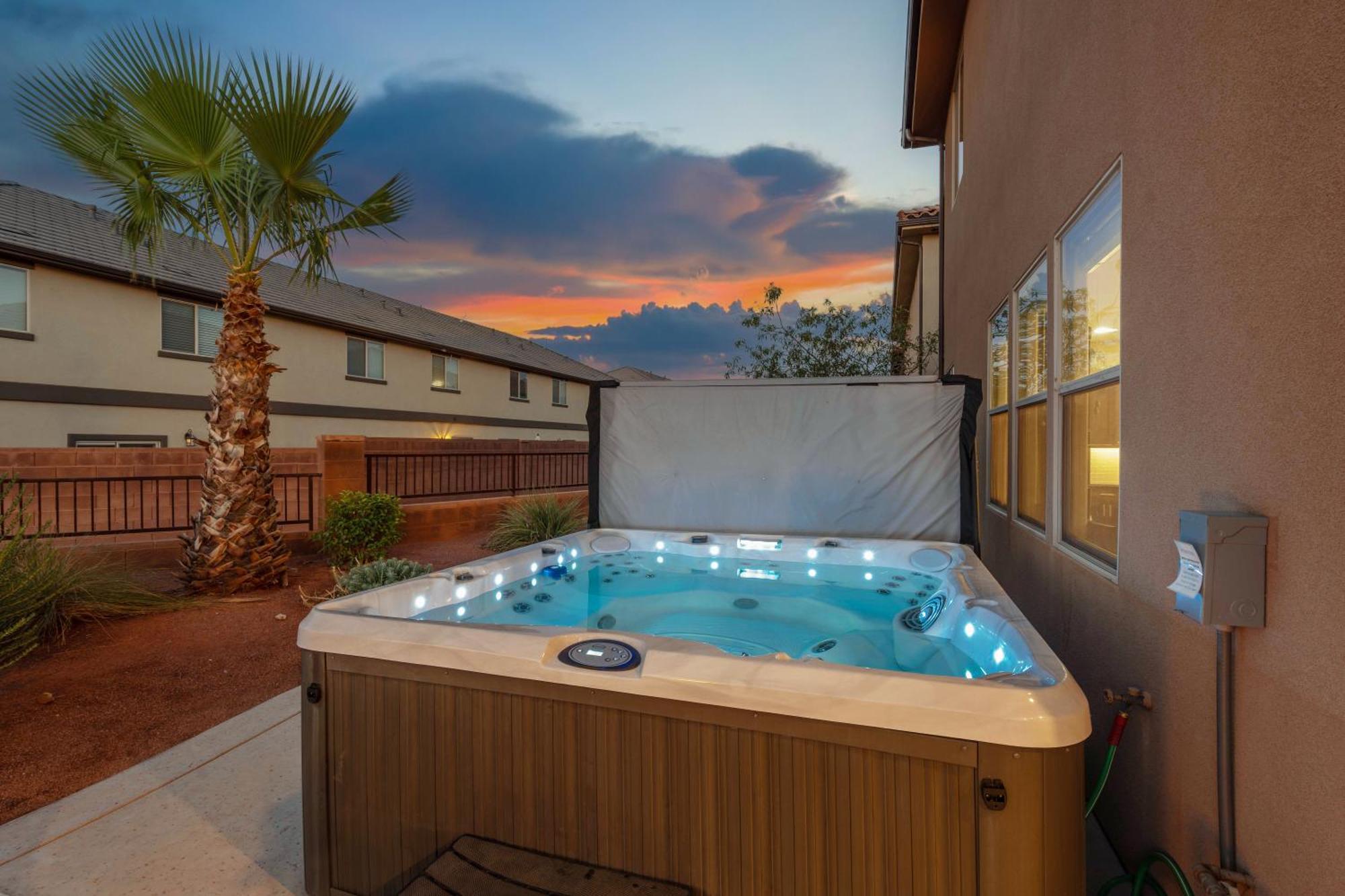 Pv 99 Private Hot Tub, Ping Pong Table, Xbox X Series And Resort Amenities Santa Clara 외부 사진